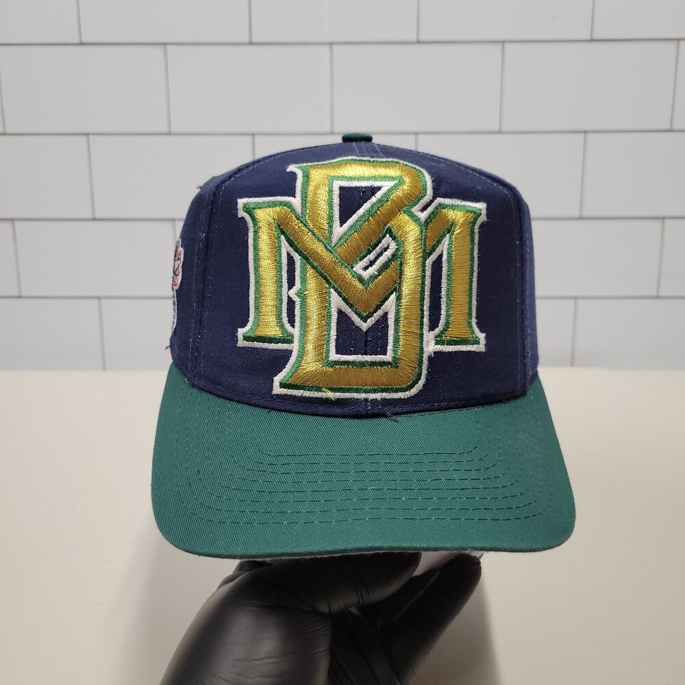 Vintage Milwaukee Brewers Logo Athletic Monster Logo Twill Snapback Hat MLB 90s